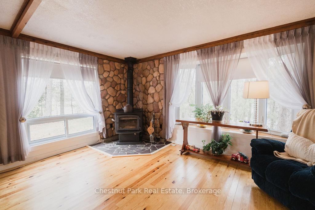 Photo 9 of 6131 Highway 11 N, Temagami — HOMEH