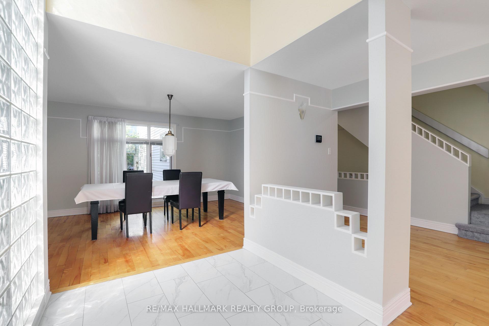 Photo 7 of 303 Sherwood Drive, Ottawa, Civic Hospital — HOMEH