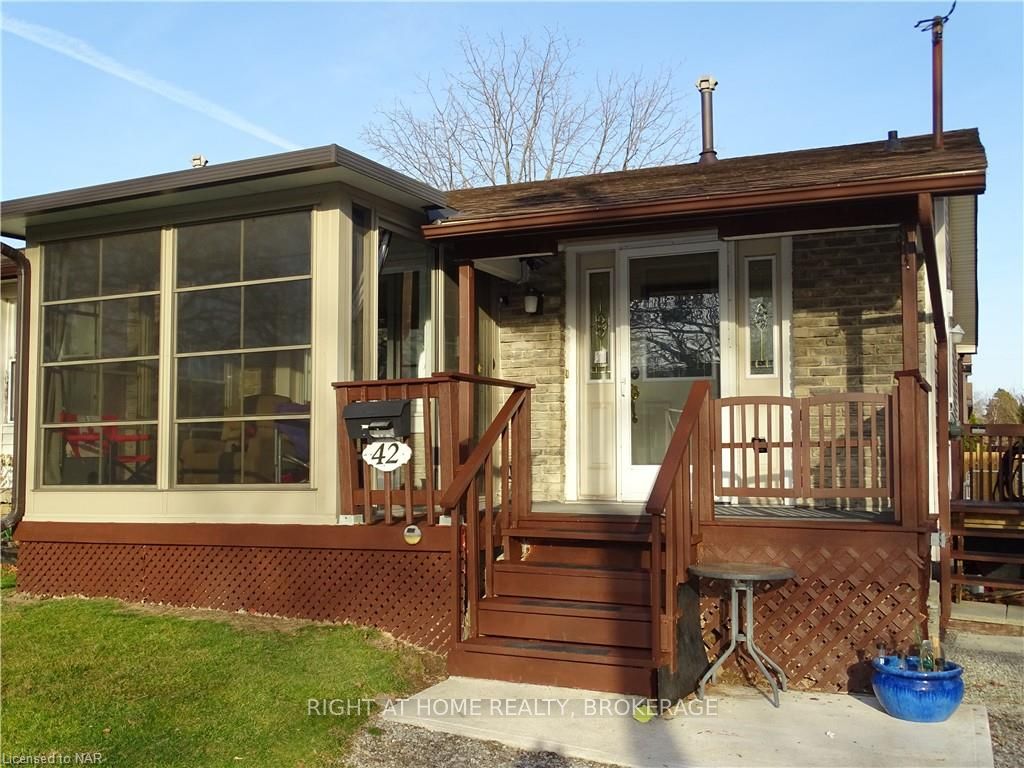 Photo 7 of 42 Stanmary Drive, St. Catharines, Fairview — HOMEH