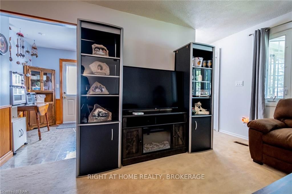 Photo 17 of 42 Stanmary Drive, St. Catharines, Fairview — HOMEH