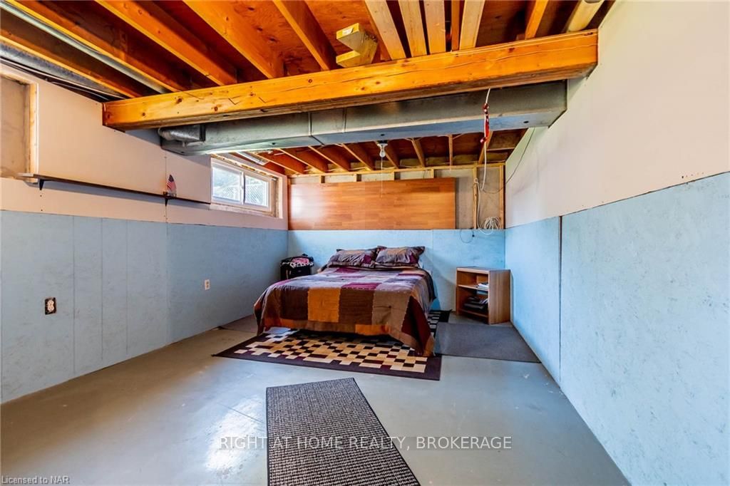 Photo 25 of 42 Stanmary Drive, St. Catharines, Fairview — HOMEH