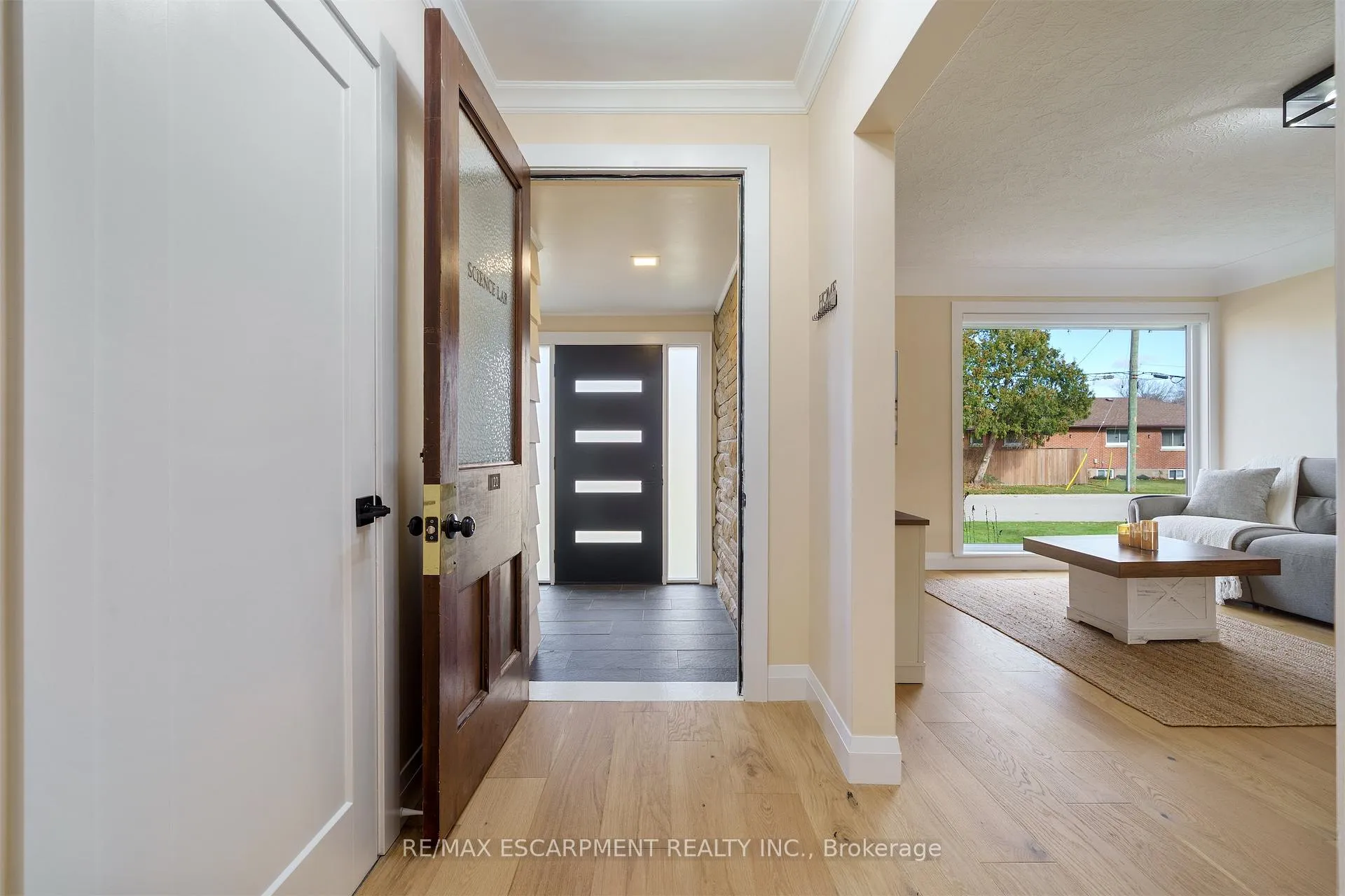 Photo 18 of 11 Mcmaster Avenue, Hamilton, Dundas — HOMEH