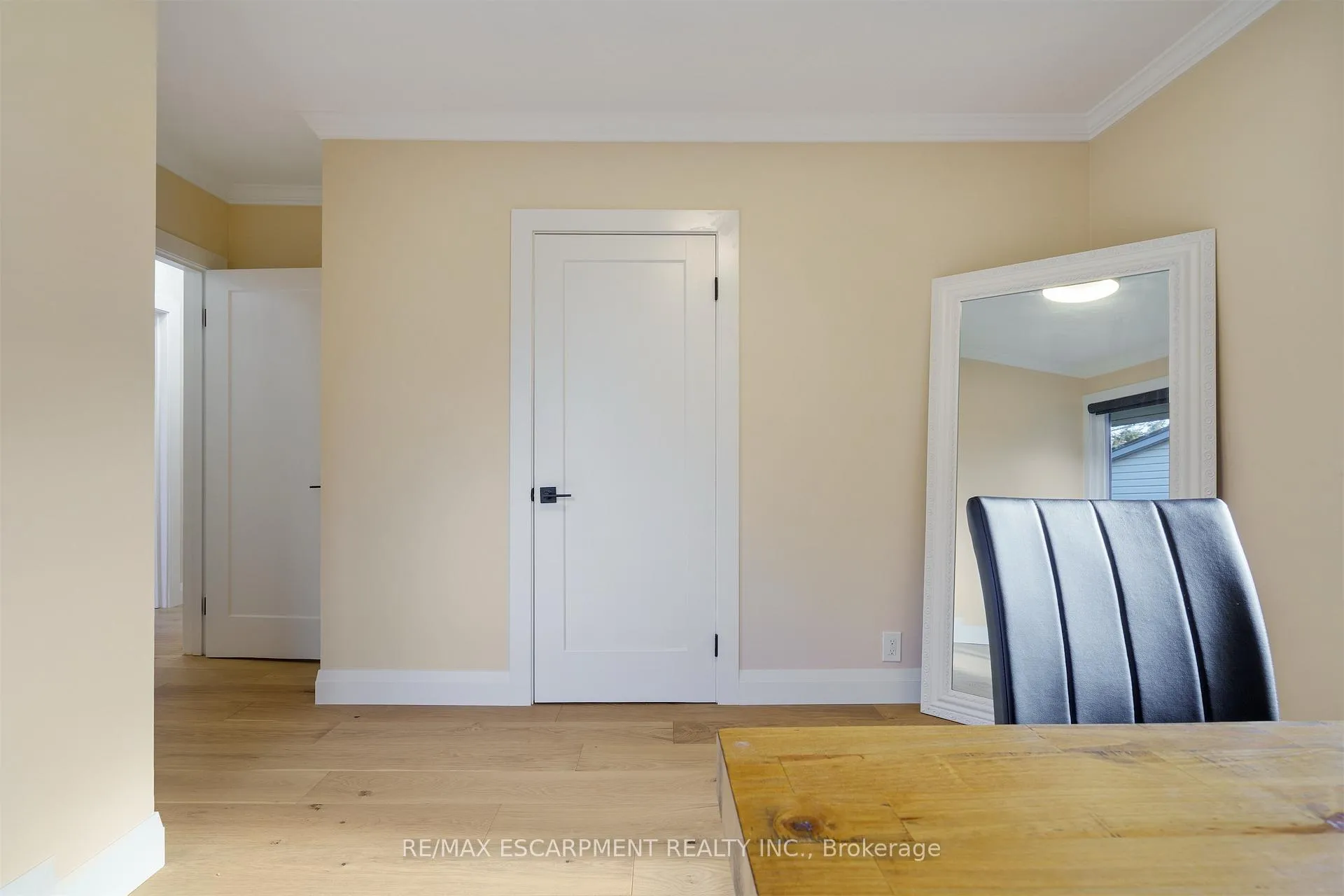 Photo 73 of 11 Mcmaster Avenue, Hamilton, Dundas — HOMEH
