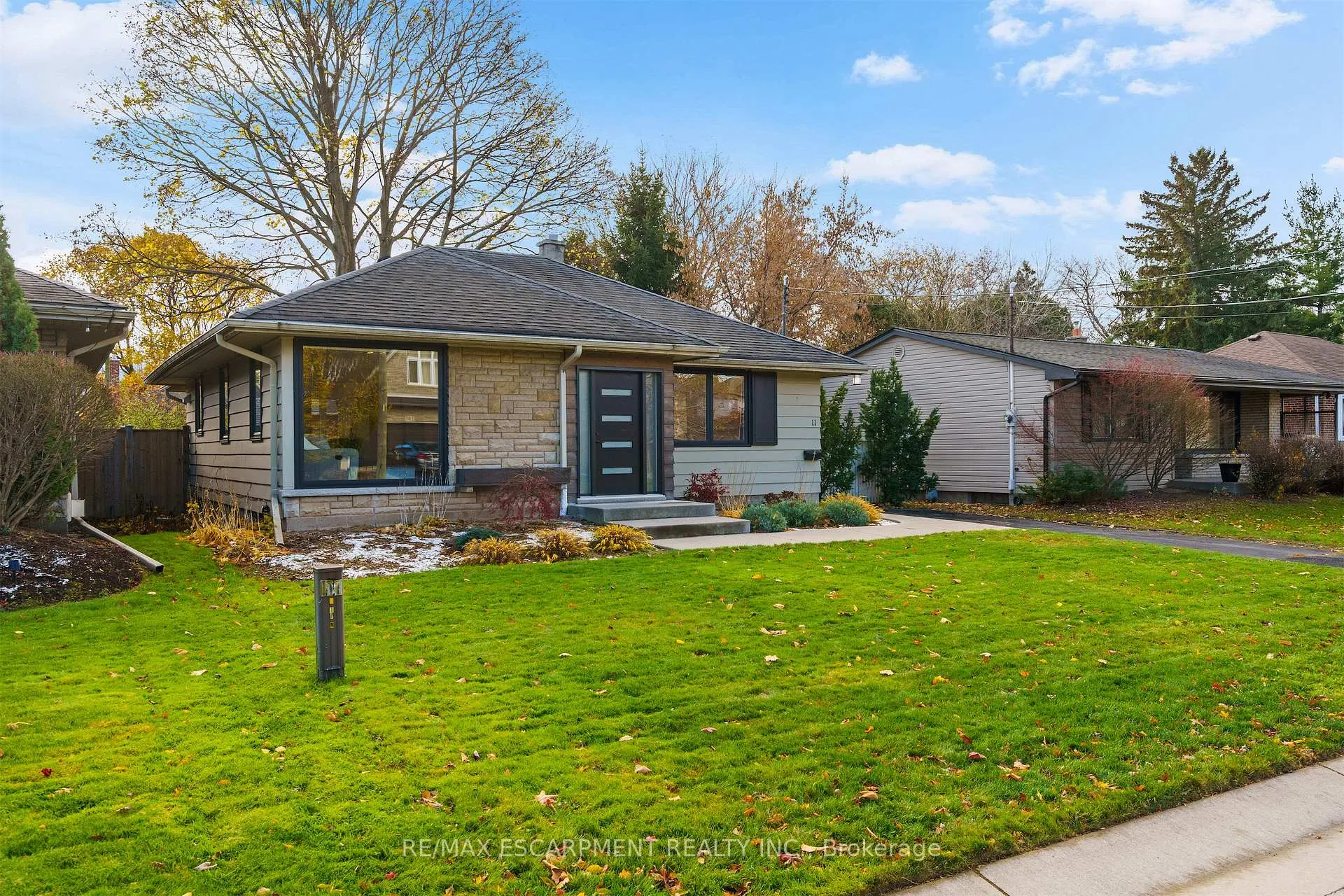 Photo 134 of 11 Mcmaster Avenue, Hamilton, Dundas — HOMEH