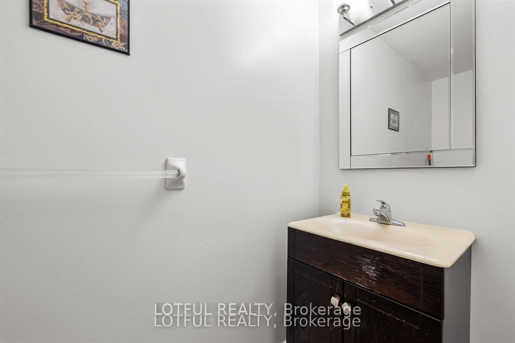 Photo 8 of 212 Meadowlilly Road, Ottawa, Blossom Park/Kemp Park/Findlay Creek — HOMEH