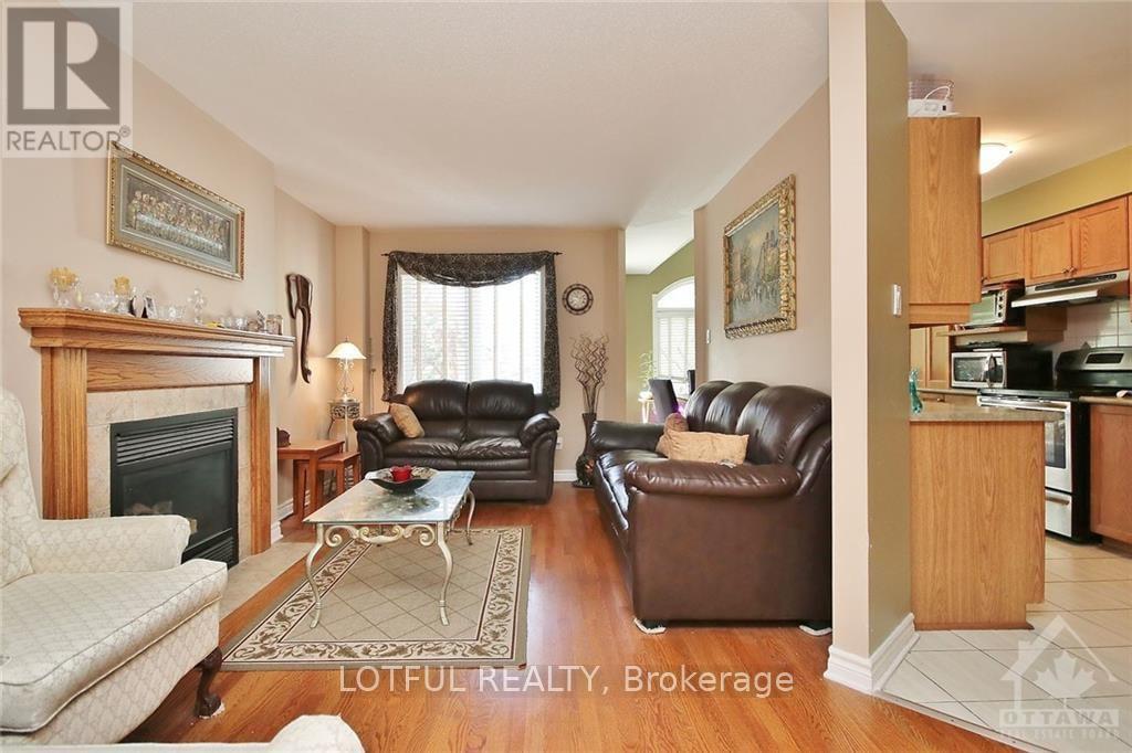 Photo 25 of 212 Meadowlilly Road, Ottawa, Blossom Park/Kemp Park/Findlay Creek — HOMEH