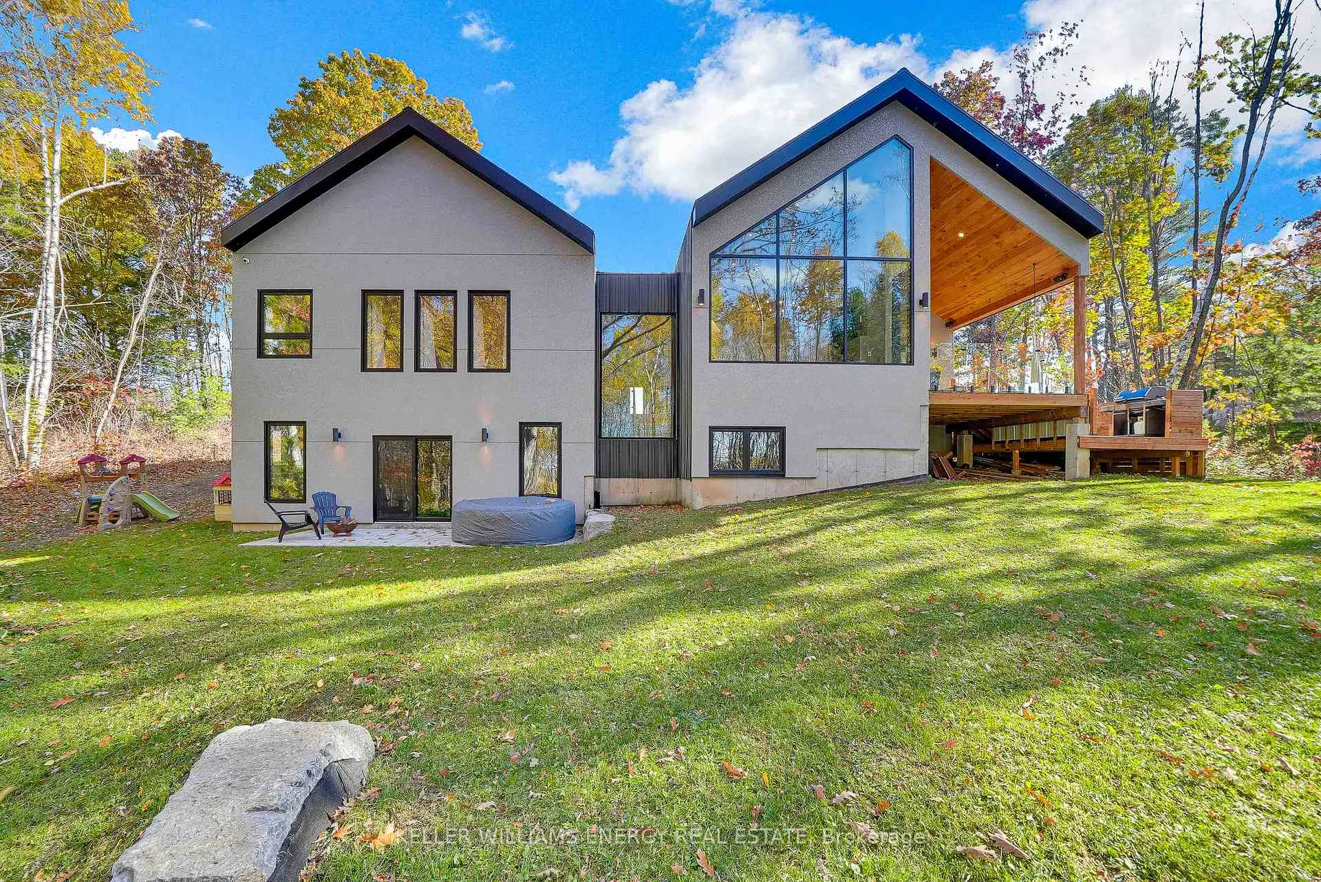 Photo 5 of 17 New Pierce Drive, Stirling-Rawdon, Stirling Ward — HOMEH