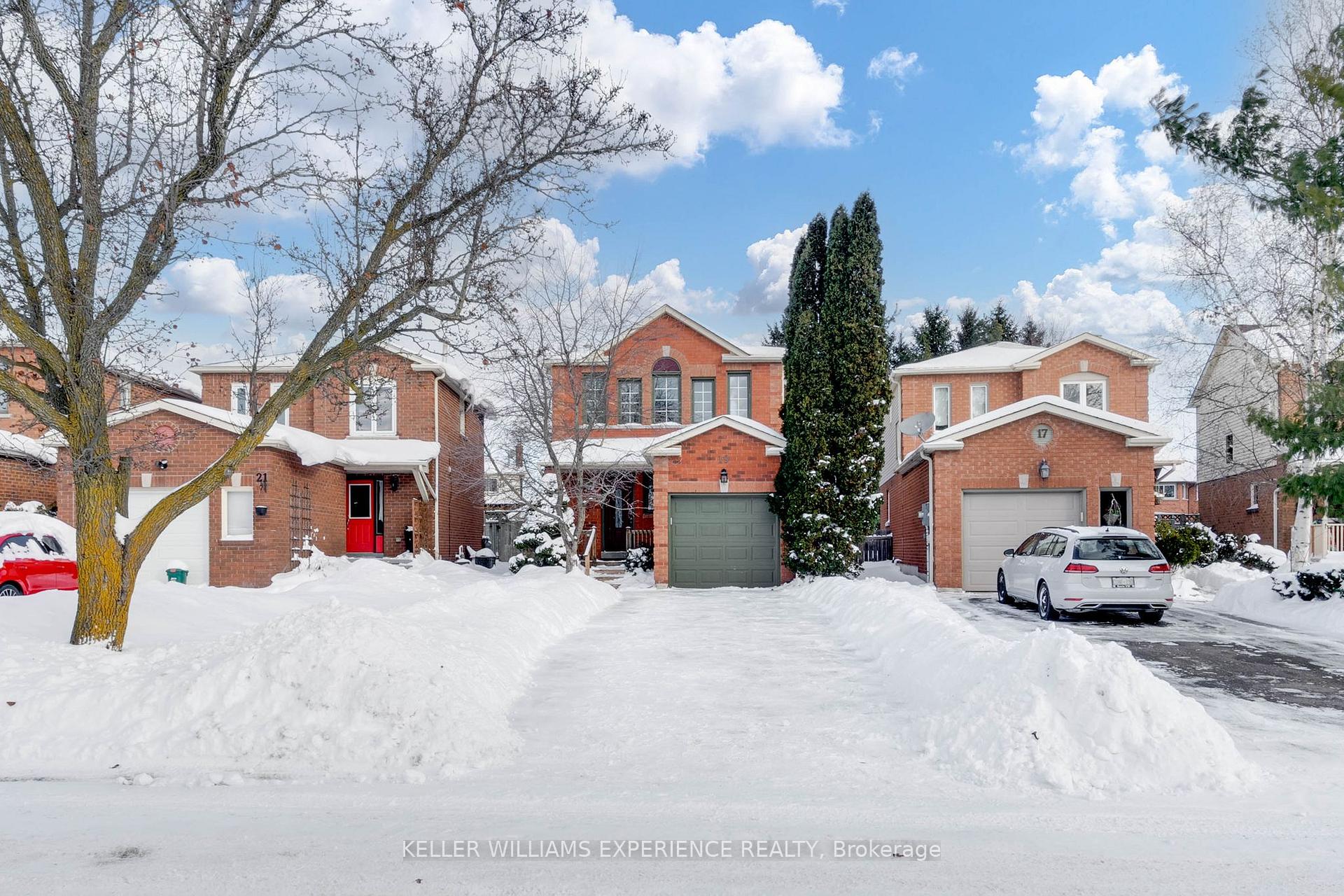Photo 2 of 19 Weatherup Crescent, Barrie, West Bayfield — HOMEH