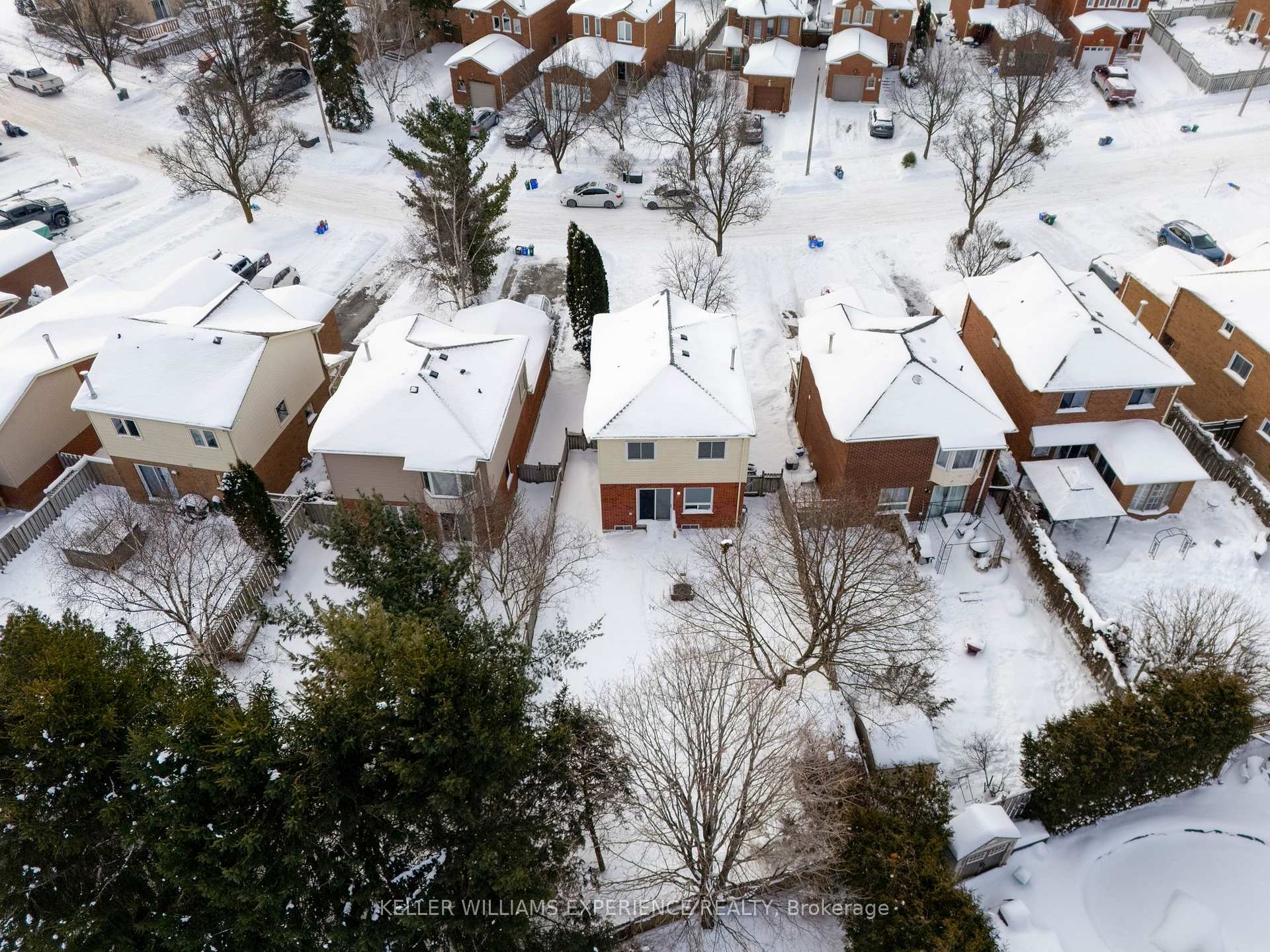 Photo 6 of 19 Weatherup Crescent, Barrie, West Bayfield — HOMEH