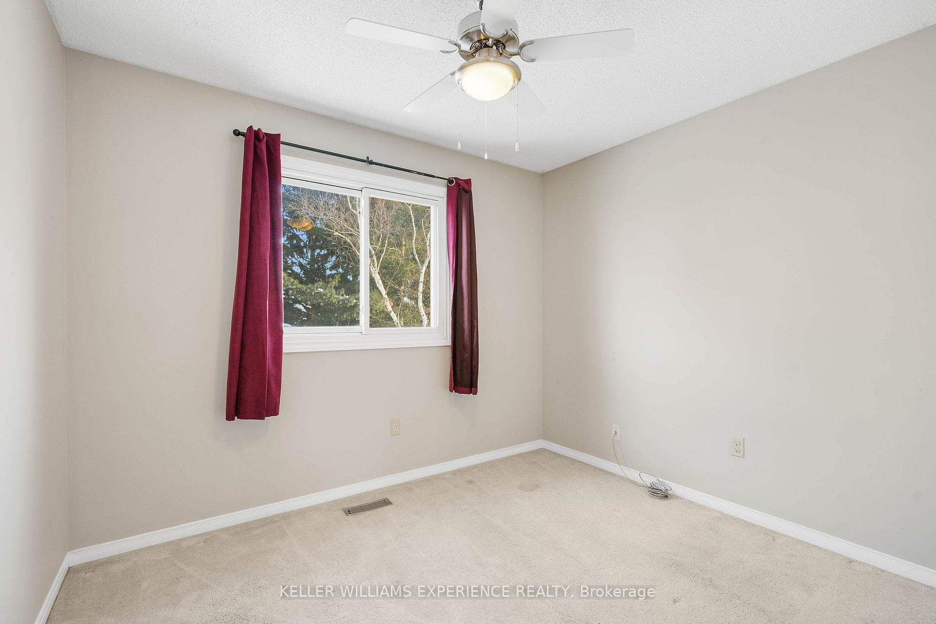 Photo 24 of 19 Weatherup Crescent, Barrie, West Bayfield — HOMEH