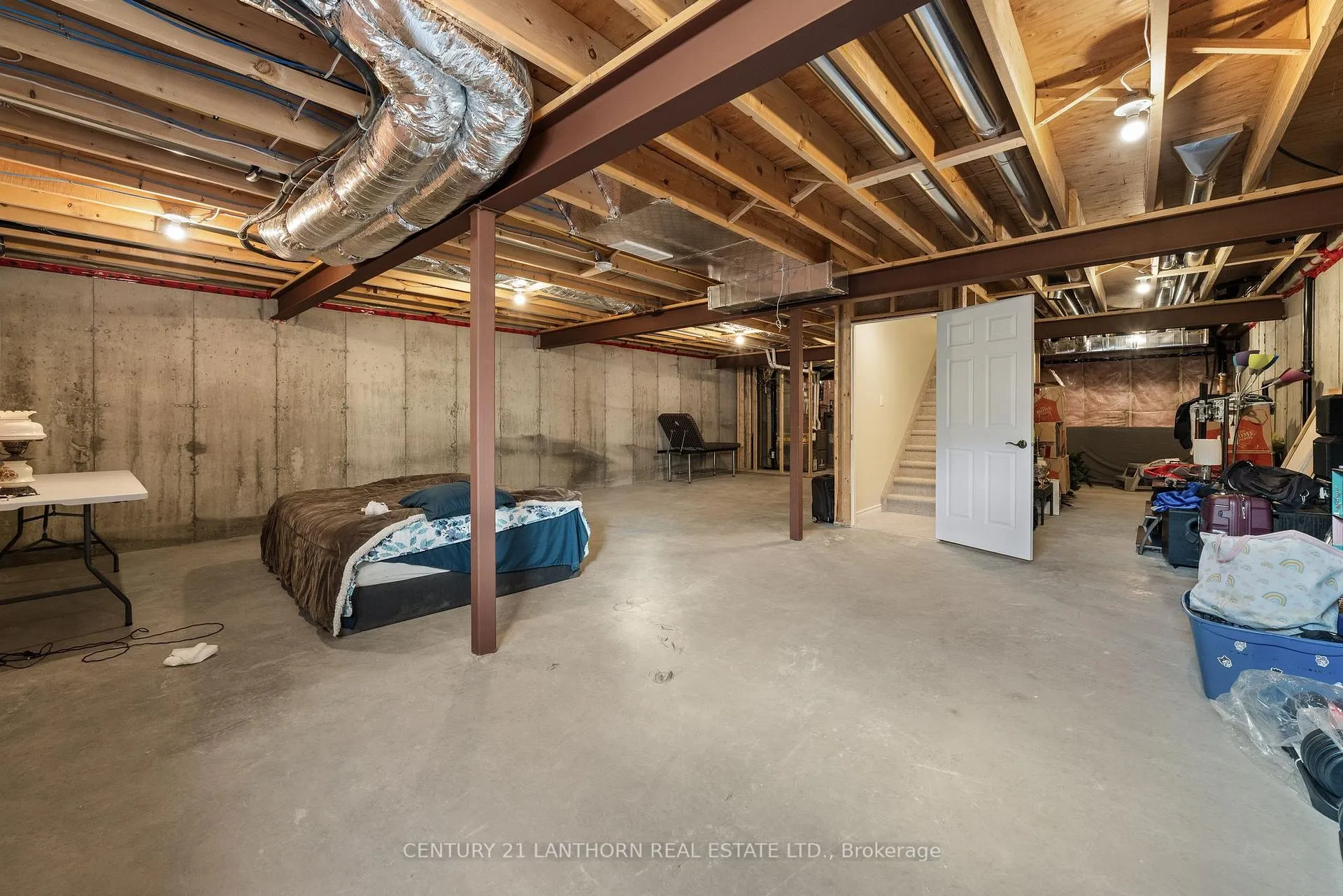 Photo 28 of 90 Covington Crescent, Belleville, Thurlow Ward — HOMEH