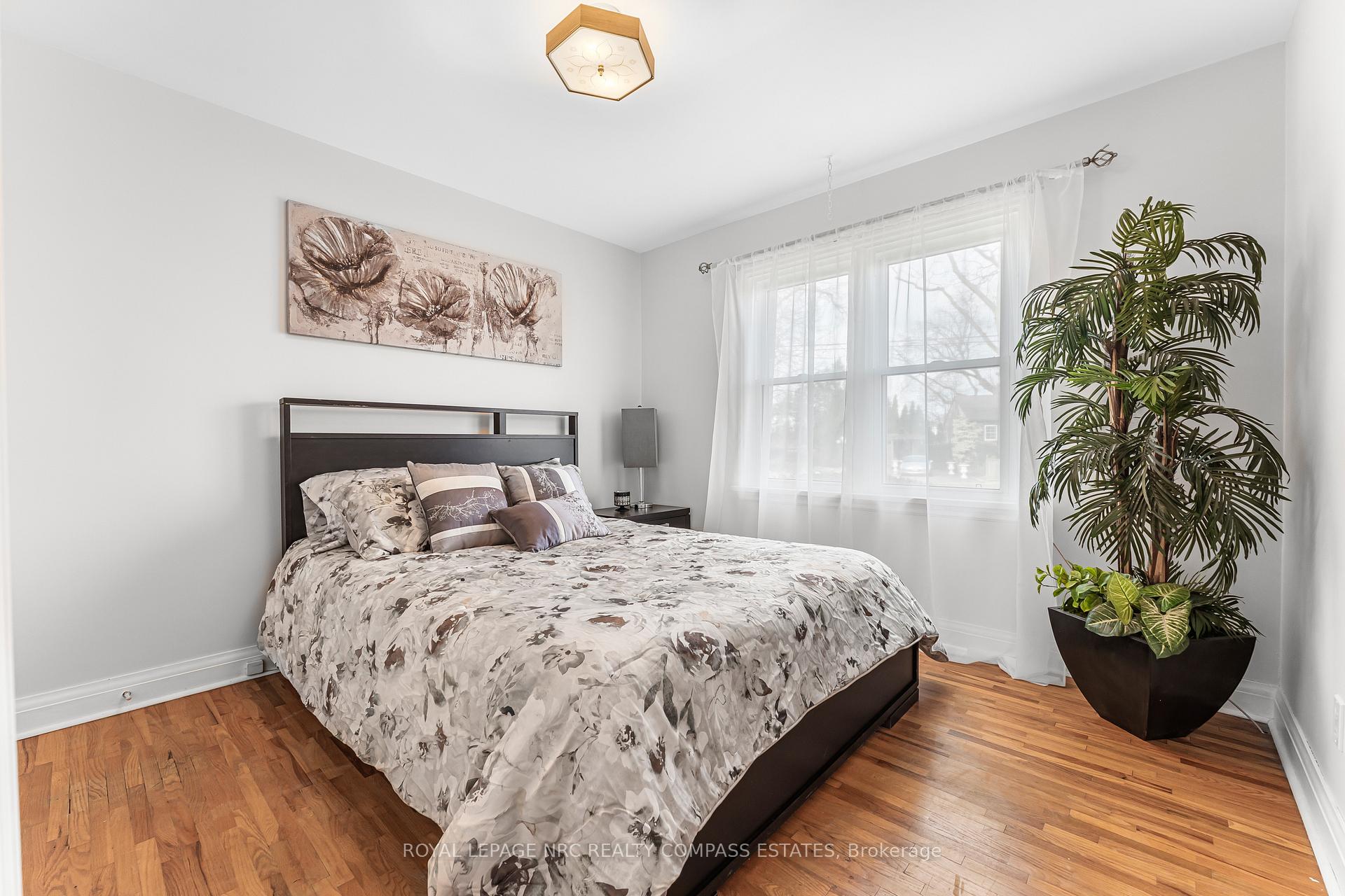 Photo 15 of 74 Beamer Avenue, St. Catharines, Bunting/Linwell — HOMEH