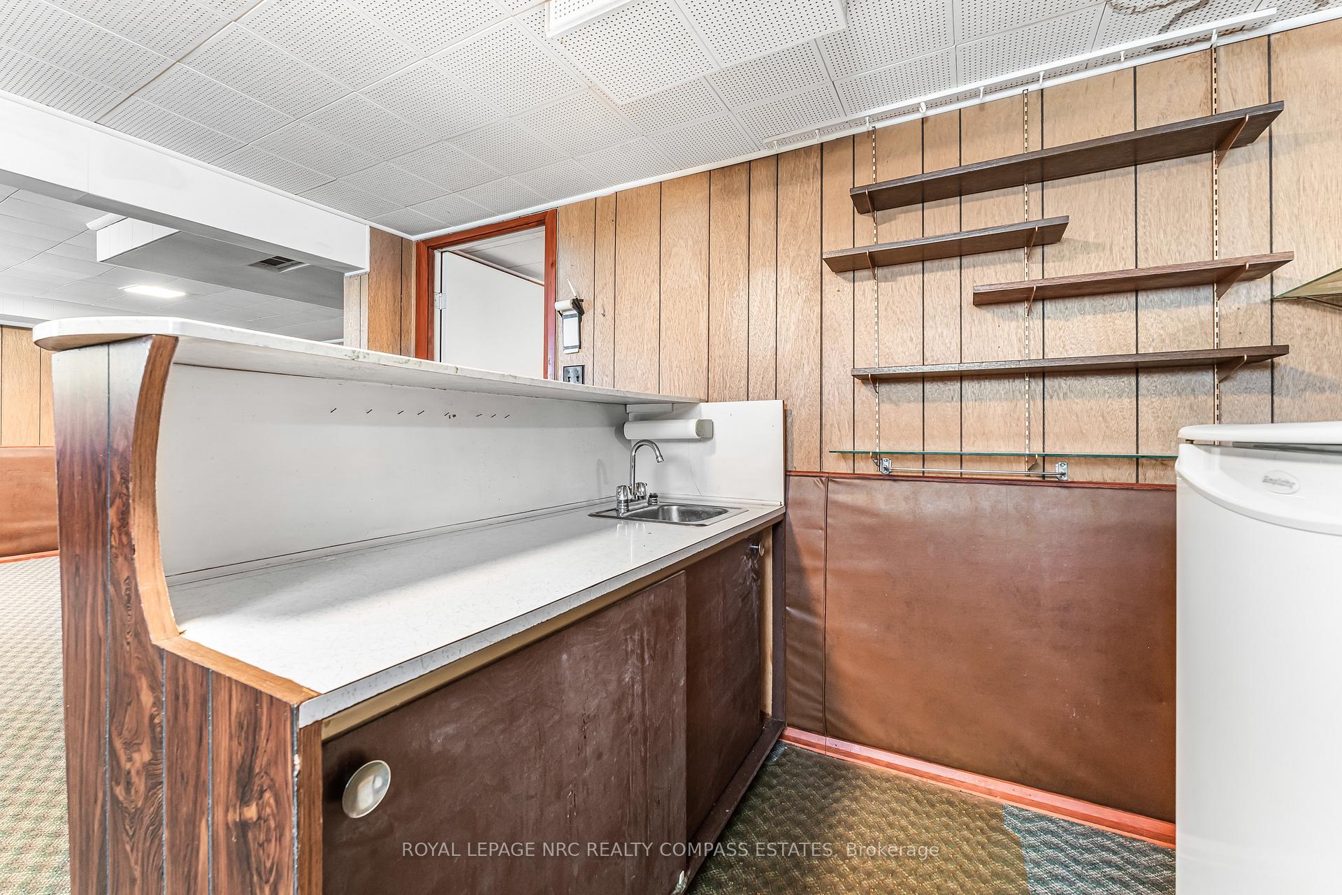 Photo 28 of 74 Beamer Avenue, St. Catharines, Bunting/Linwell — HOMEH