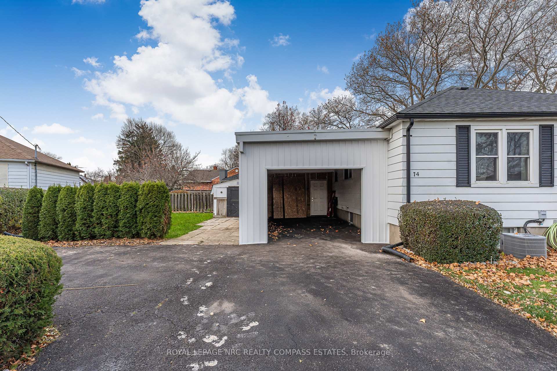 Photo 30 of 74 Beamer Avenue, St. Catharines, Bunting/Linwell — HOMEH