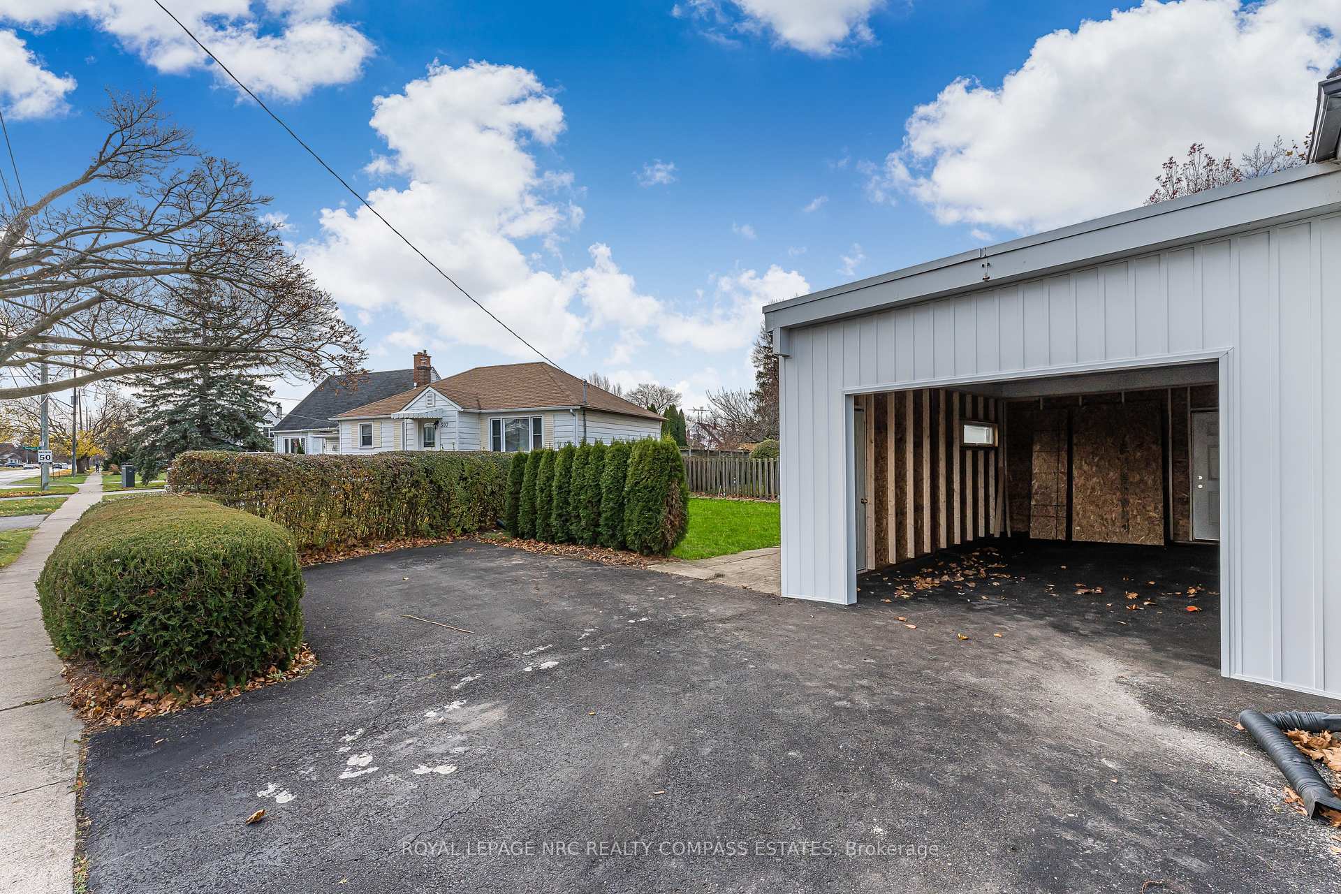 Photo 31 of 74 Beamer Avenue, St. Catharines, Bunting/Linwell — HOMEH