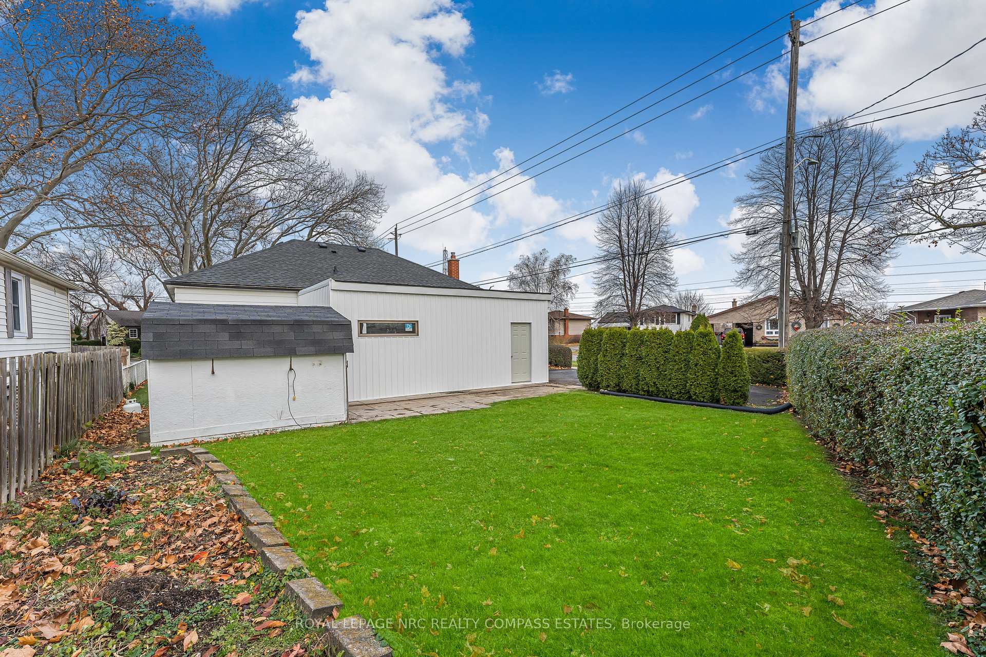 Photo 33 of 74 Beamer Avenue, St. Catharines, Bunting/Linwell — HOMEH