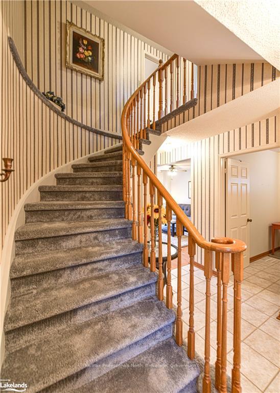 Photo 17 of 67 Carruthers Crescent, Barrie, Grove East — HOMEH