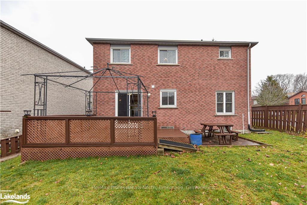 Photo 36 of 67 Carruthers Crescent, Barrie, Grove East — HOMEH