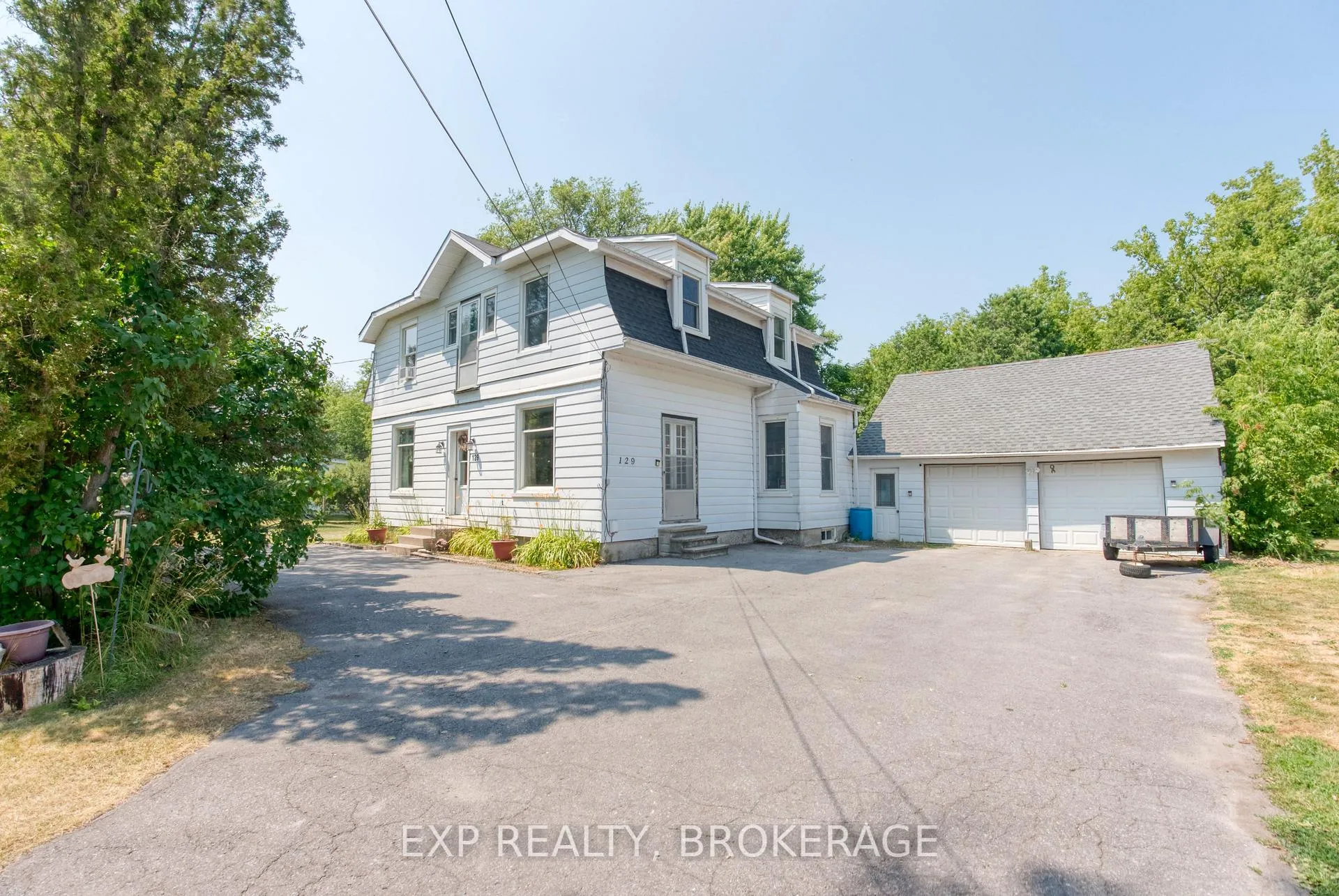 Photo 2 of 129 Dundas Street, Deseronto, Deseronto (Town) — HOMEH