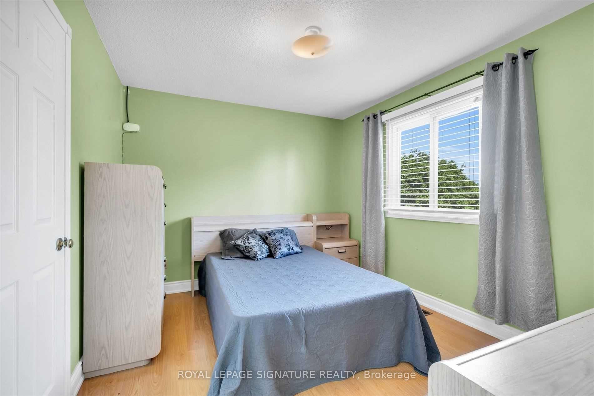 Photo 27 of 16 Hyatt Drive, Brampton, Northwood Park — HOMEH
