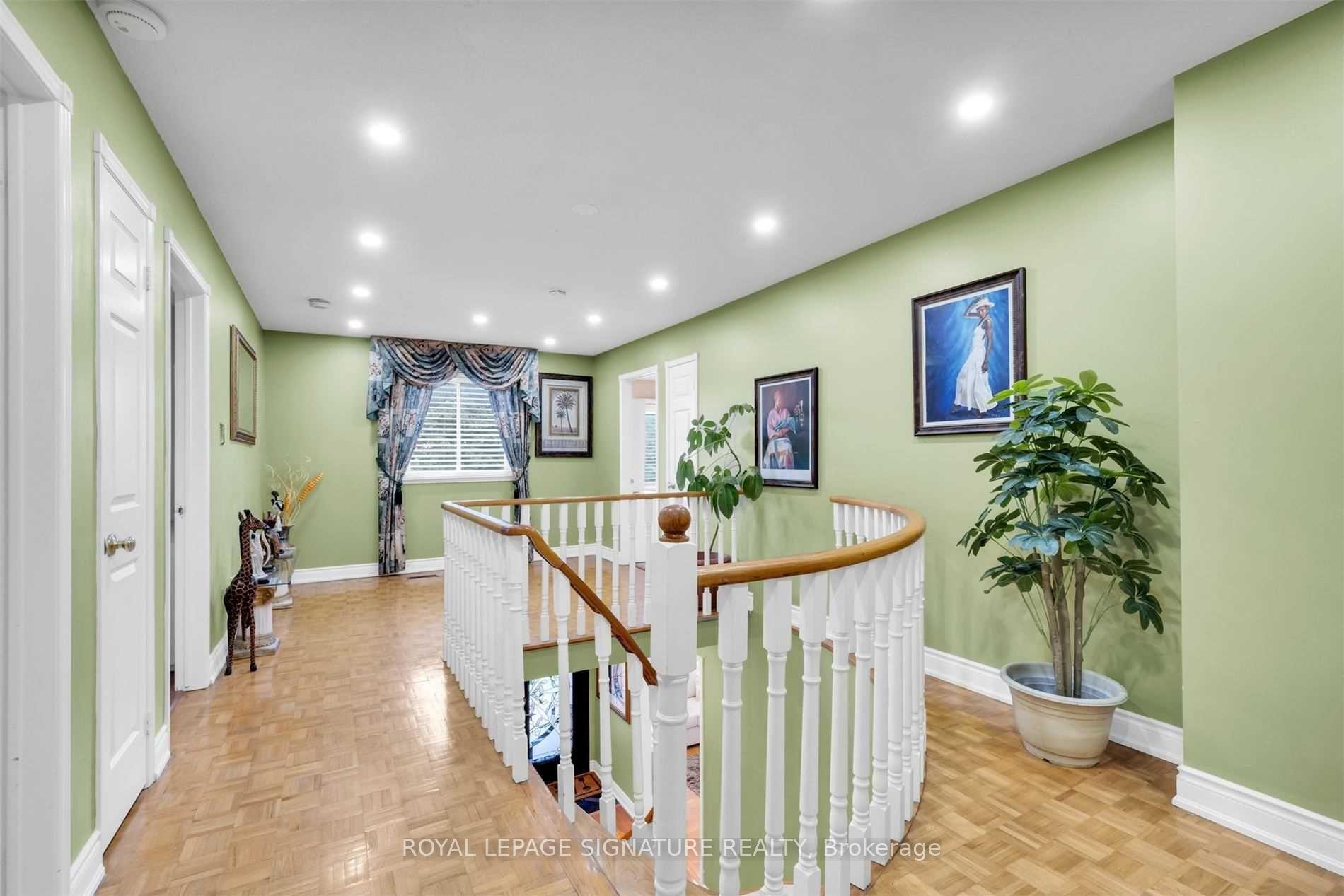 Photo 31 of 16 Hyatt Drive, Brampton, Northwood Park — HOMEH