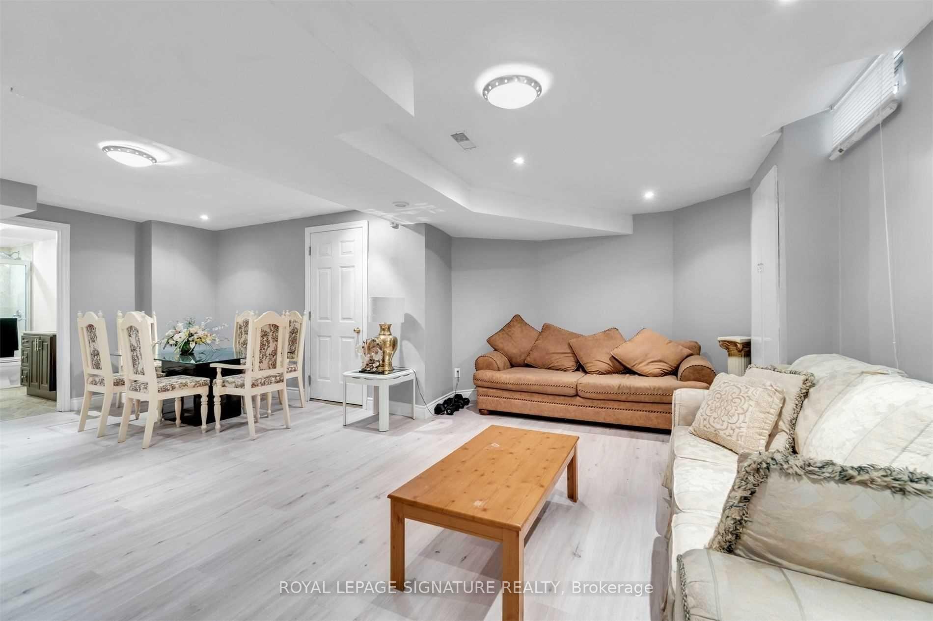 Photo 34 of 16 Hyatt Drive, Brampton, Northwood Park — HOMEH