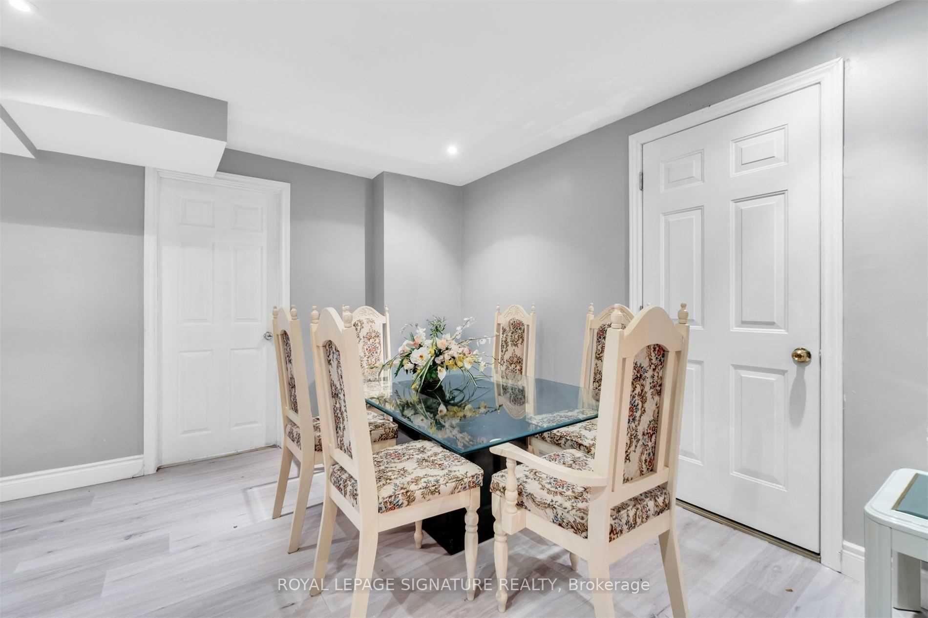Photo 35 of 16 Hyatt Drive, Brampton, Northwood Park — HOMEH