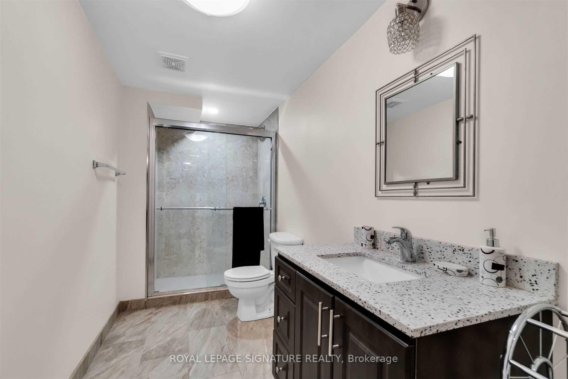 Photo 38 of 16 Hyatt Drive, Brampton, Northwood Park — HOMEH