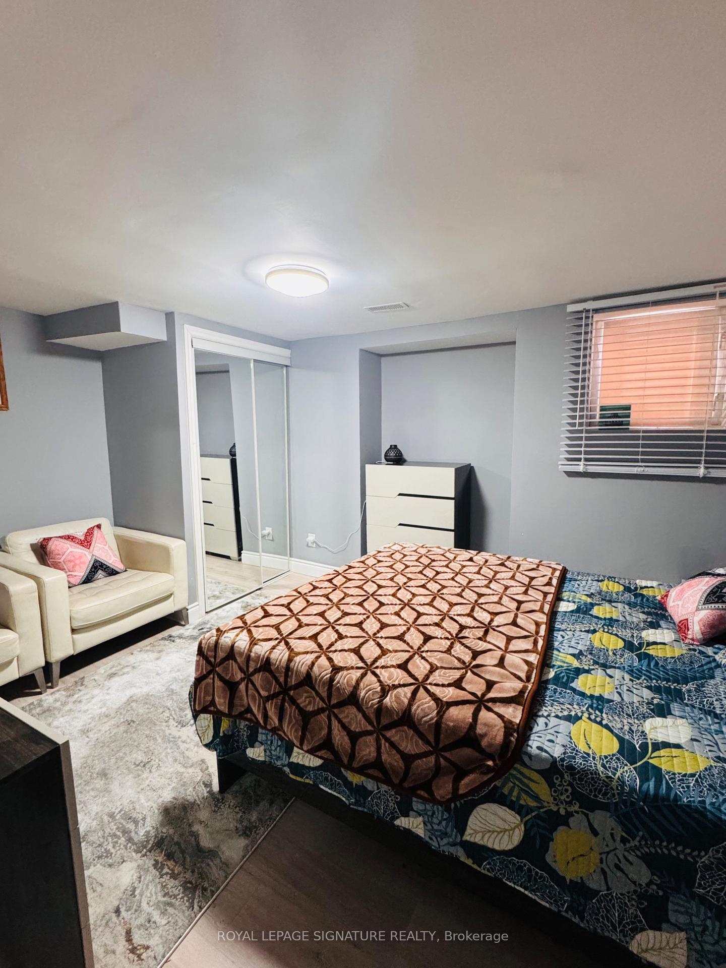 Photo 41 of 16 Hyatt Drive, Brampton, Northwood Park — HOMEH