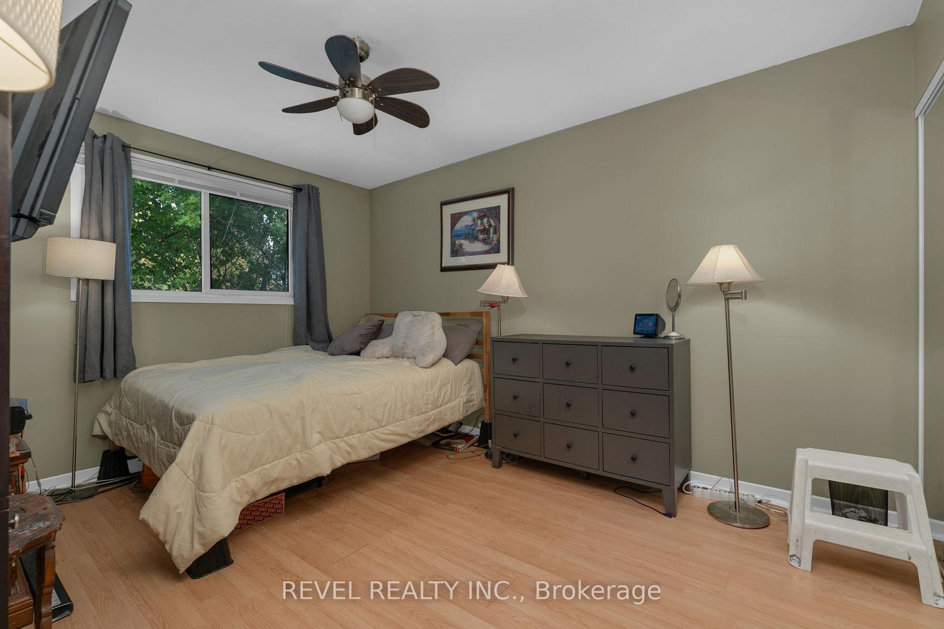 Photo 15 of 290 Pine Drive, Barrie, Bayshore — HOMEH