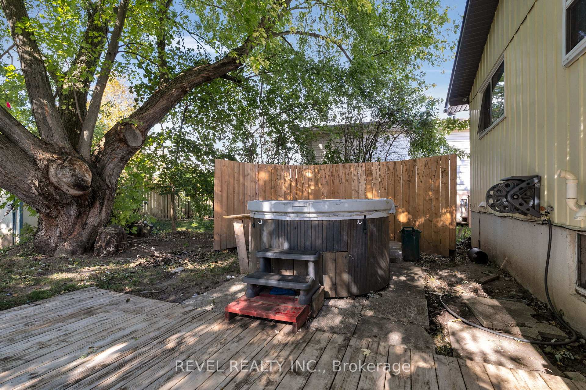 Photo 23 of 290 Pine Drive, Barrie, Bayshore — HOMEH