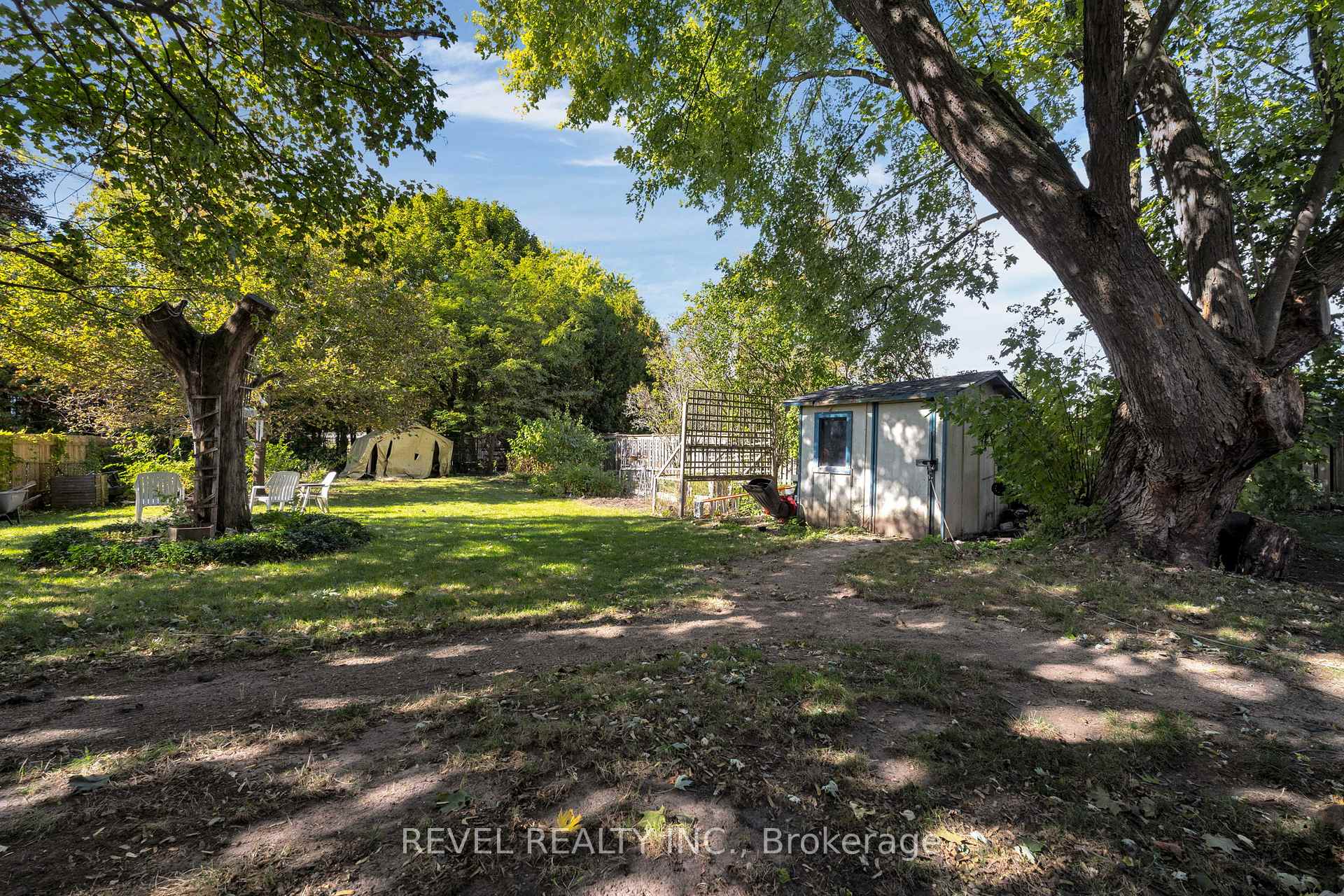 Photo 24 of 290 Pine Drive, Barrie, Bayshore — HOMEH