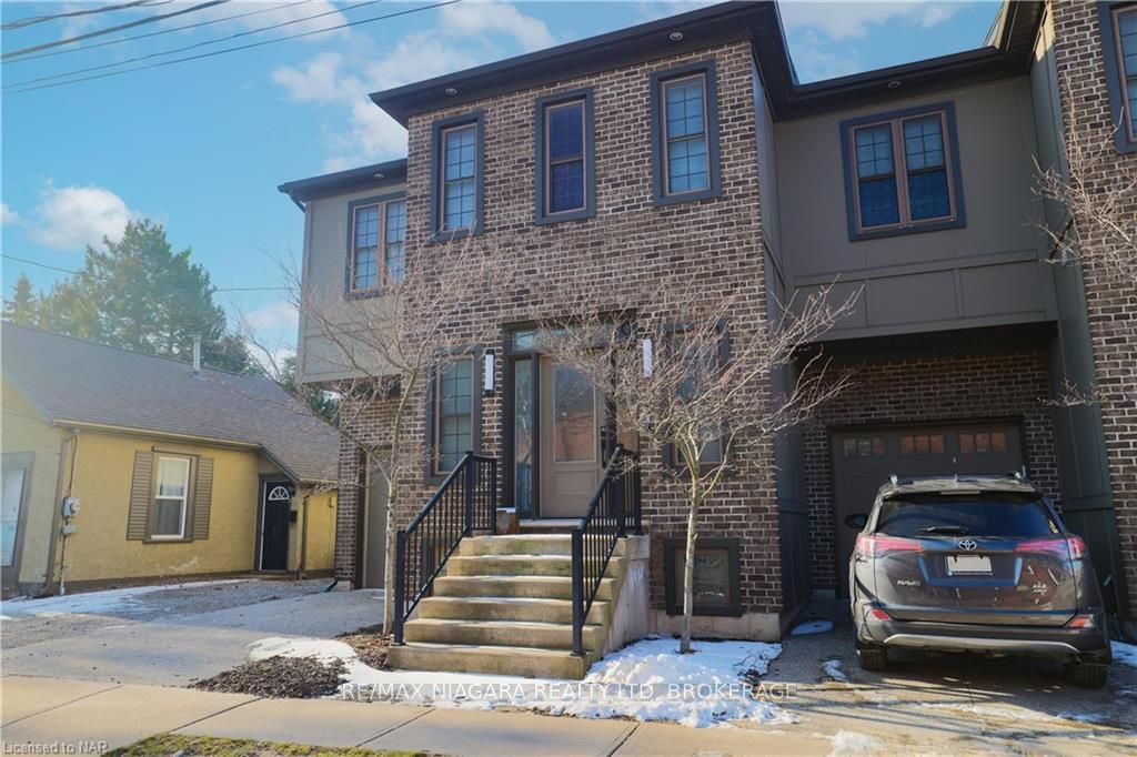Photo 3 of 19 Cherry Street, St. Catharines, Downtown — HOMEH