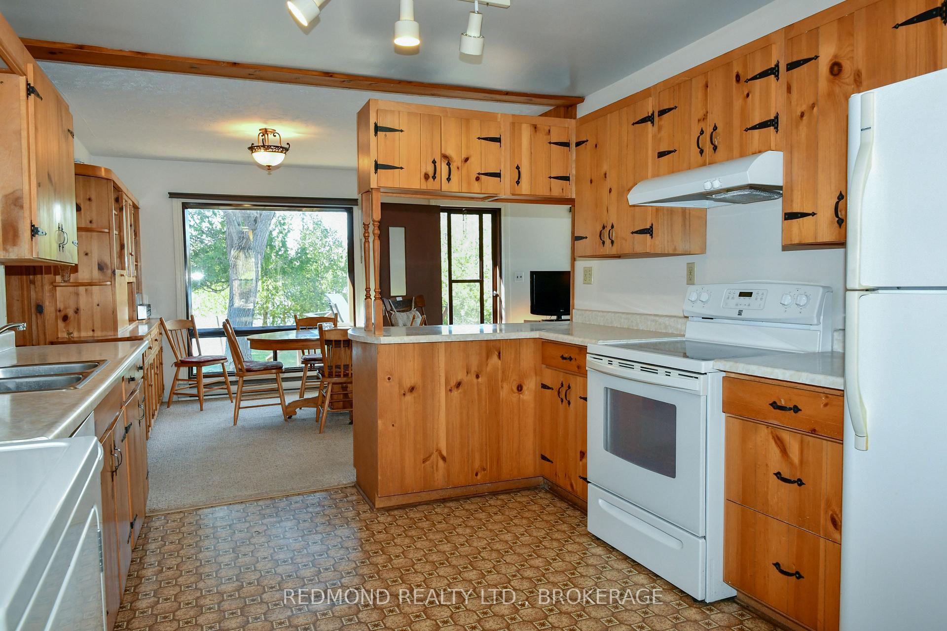Photo 18 of 112 Shady Lane, Frontenac Islands, The Islands — HOMEH