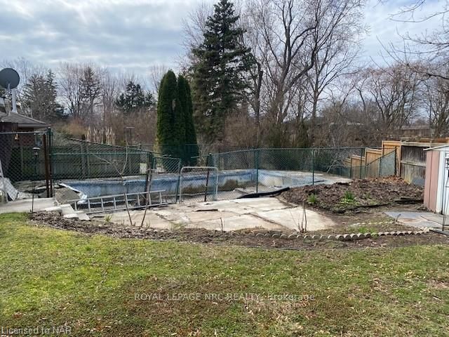 Photo 37 of 711 Niagara Street, St. Catharines, Vine/Linwell — HOMEH