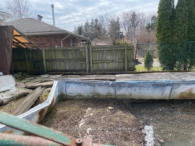 Photo 40 of 711 Niagara Street, St. Catharines, Vine/Linwell — HOMEH