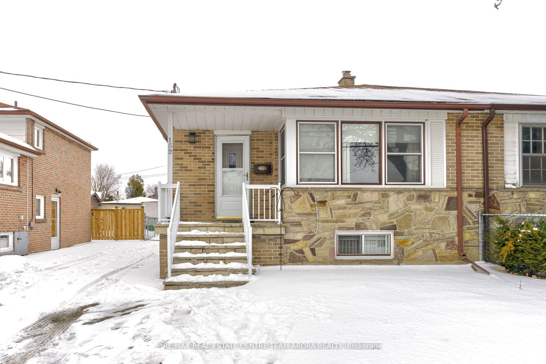 Front of 152 Vodden Street E