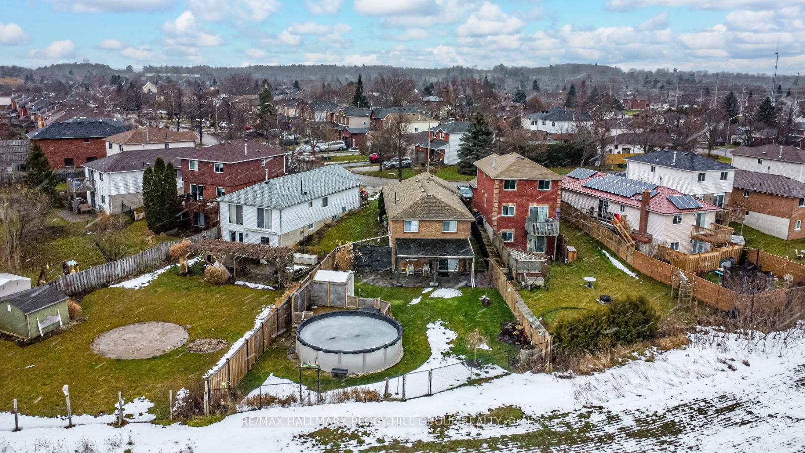 Photo 19 of 58 Laidlaw Drive, Barrie, West Bayfield — HOMEH