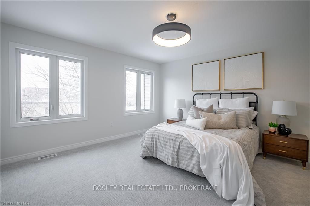 Photo 23 of 427A Vine Street, St. Catharines, Vine/Linwell — HOMEH