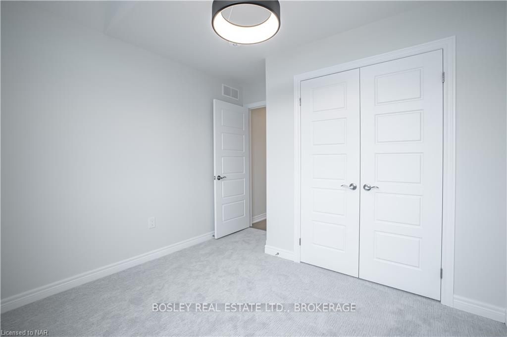 Photo 34 of 427A Vine Street, St. Catharines, Vine/Linwell — HOMEH