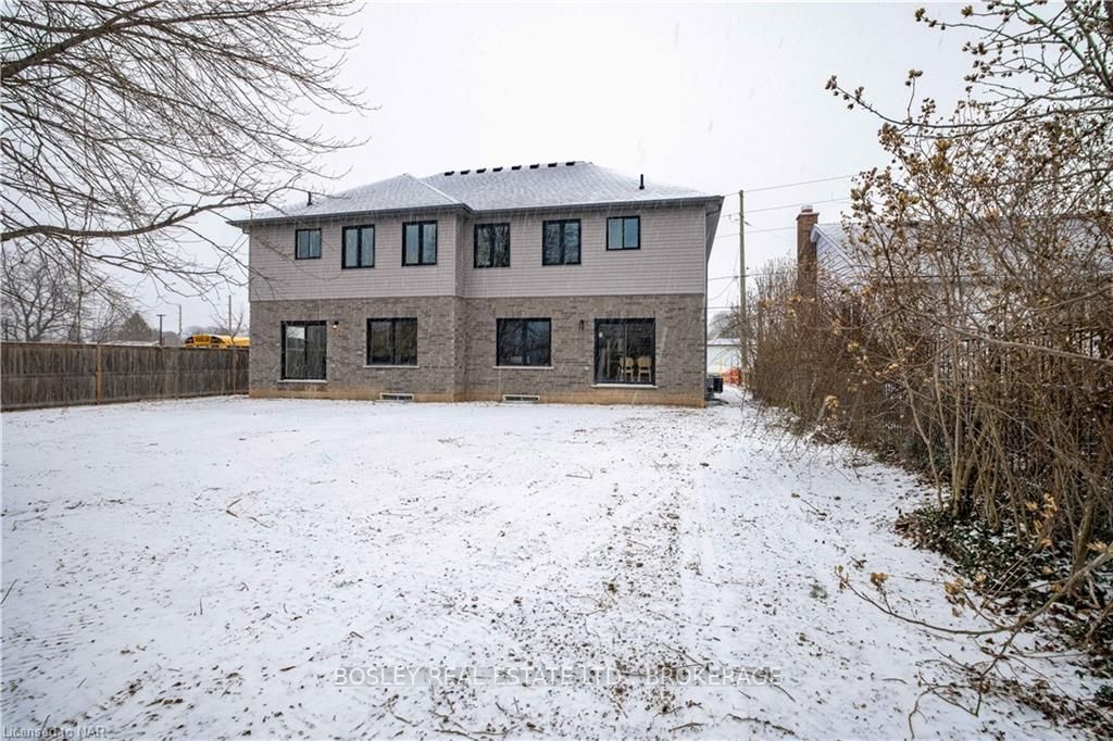 Photo 37 of 427A Vine Street, St. Catharines, Vine/Linwell — HOMEH