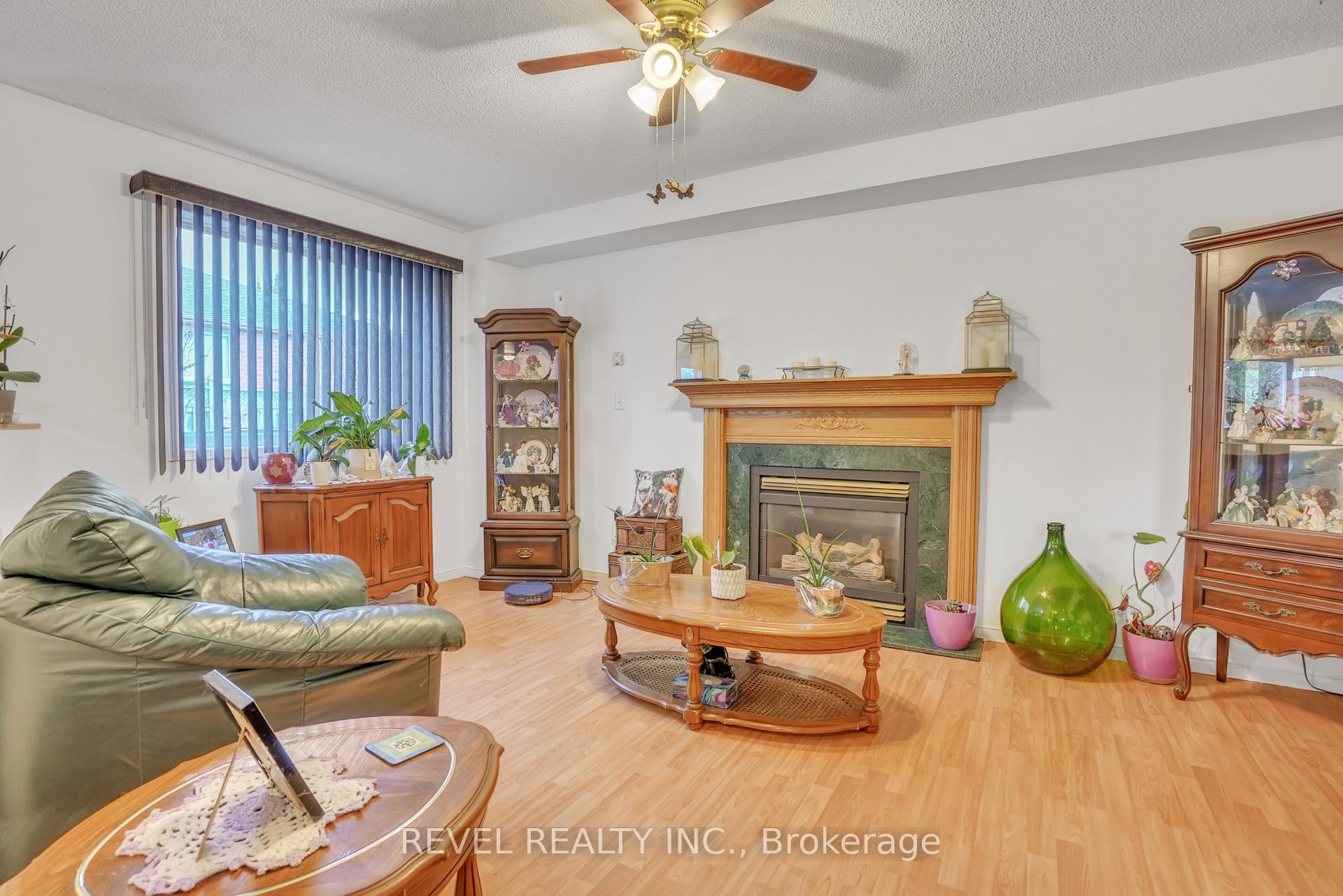 Photo 14 of 1 Farmstead Crescent, Barrie, Holly — HOMEH