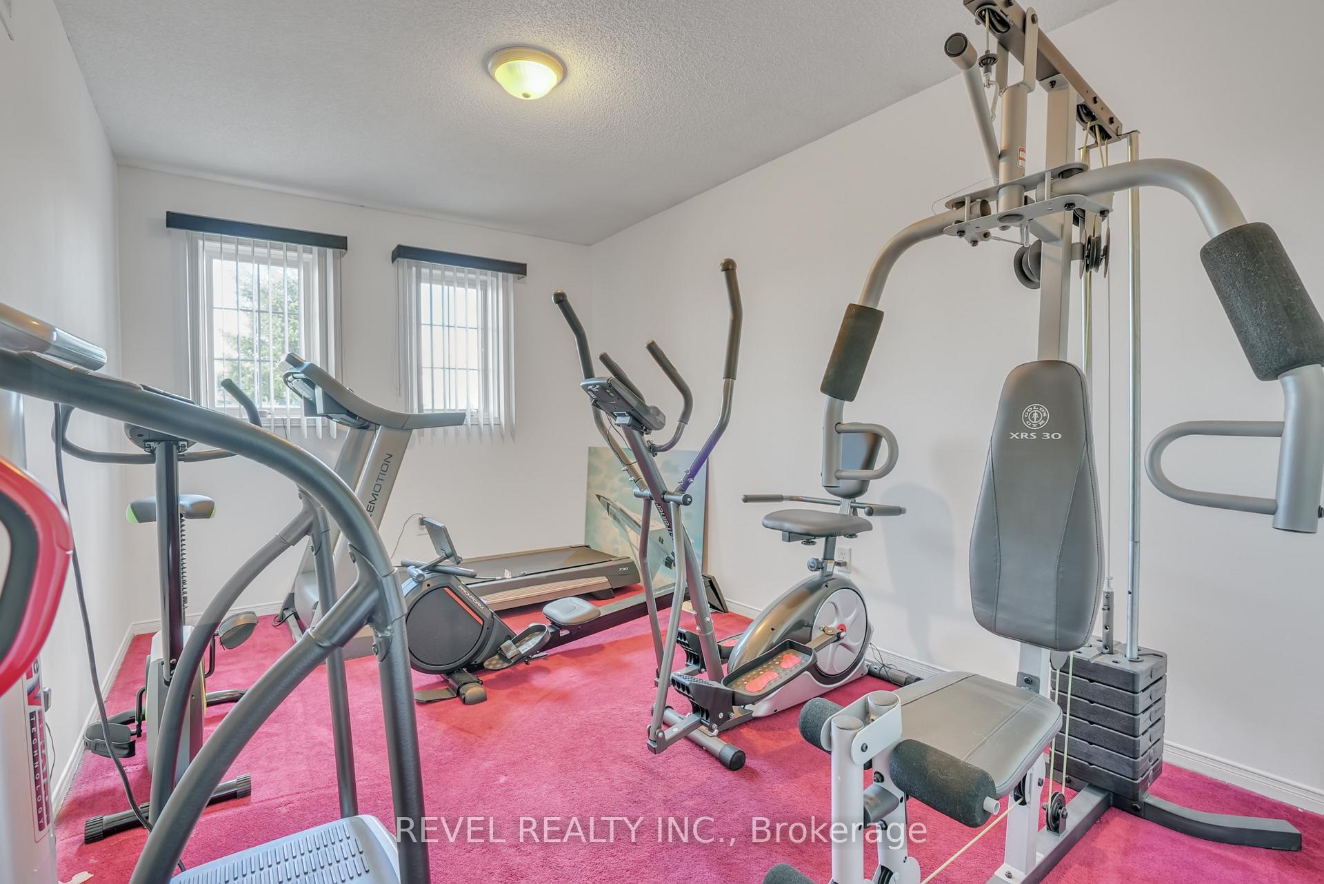 Photo 27 of 1 Farmstead Crescent, Barrie, Holly — HOMEH