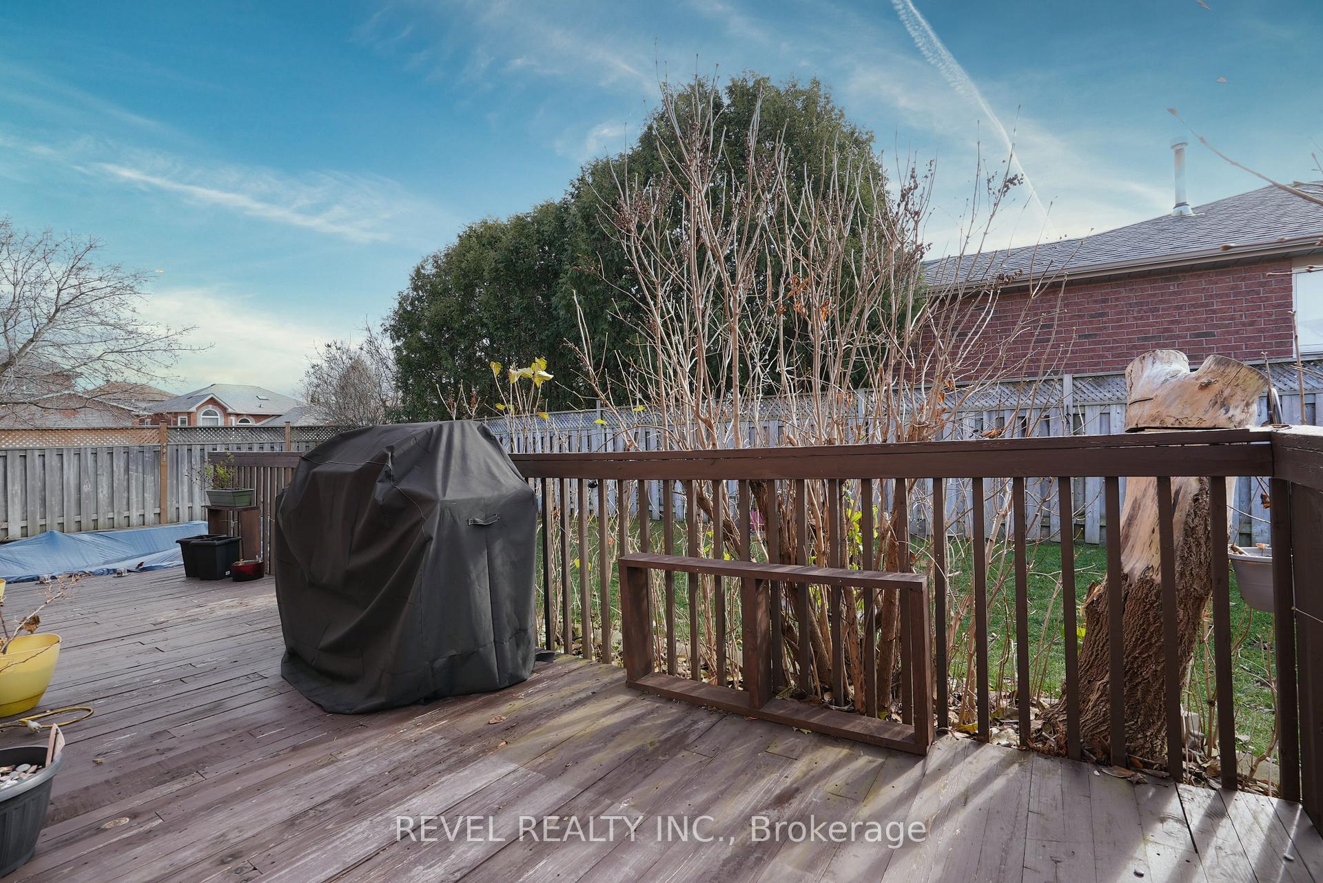 Photo 36 of 1 Farmstead Crescent, Barrie, Holly — HOMEH