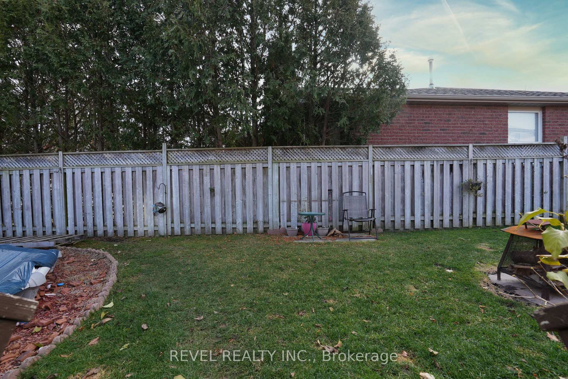 Photo 37 of 1 Farmstead Crescent, Barrie, Holly — HOMEH