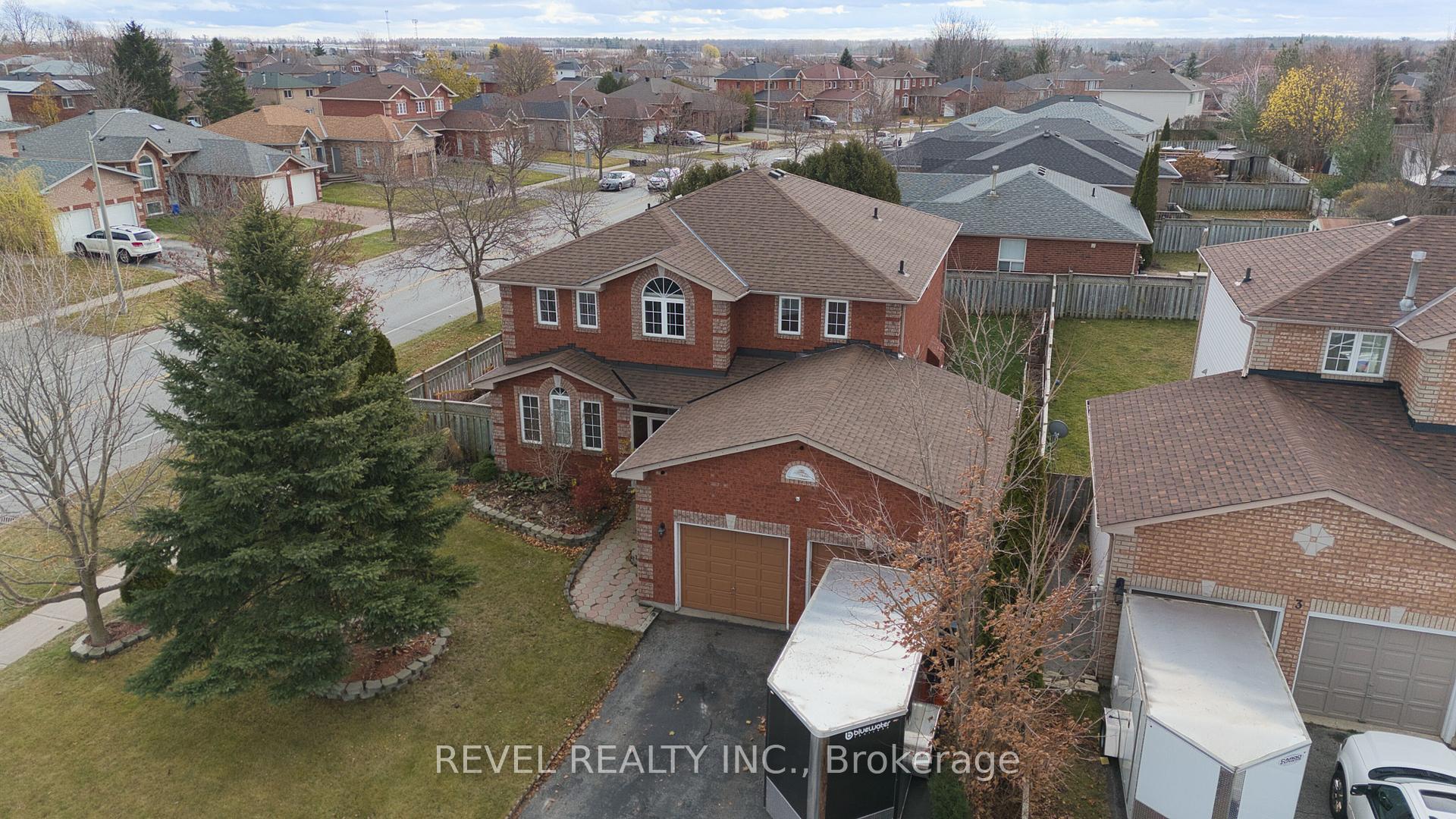 Photo 40 of 1 Farmstead Crescent, Barrie, Holly — HOMEH