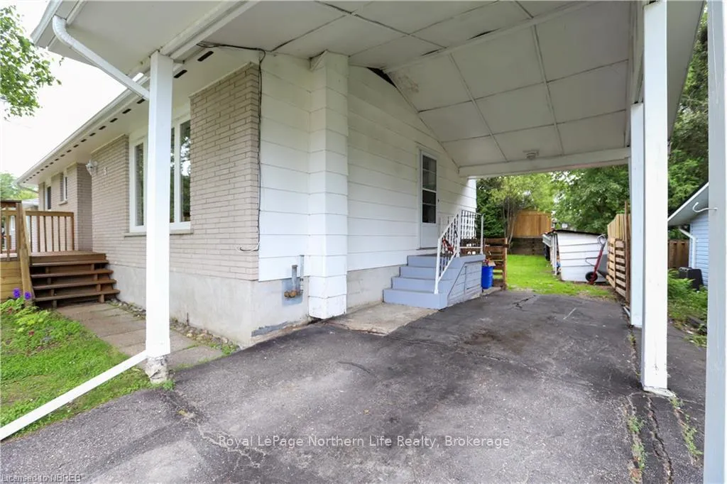 Photo 12 of 5 Birch Crescent, Temagami — HOMEH