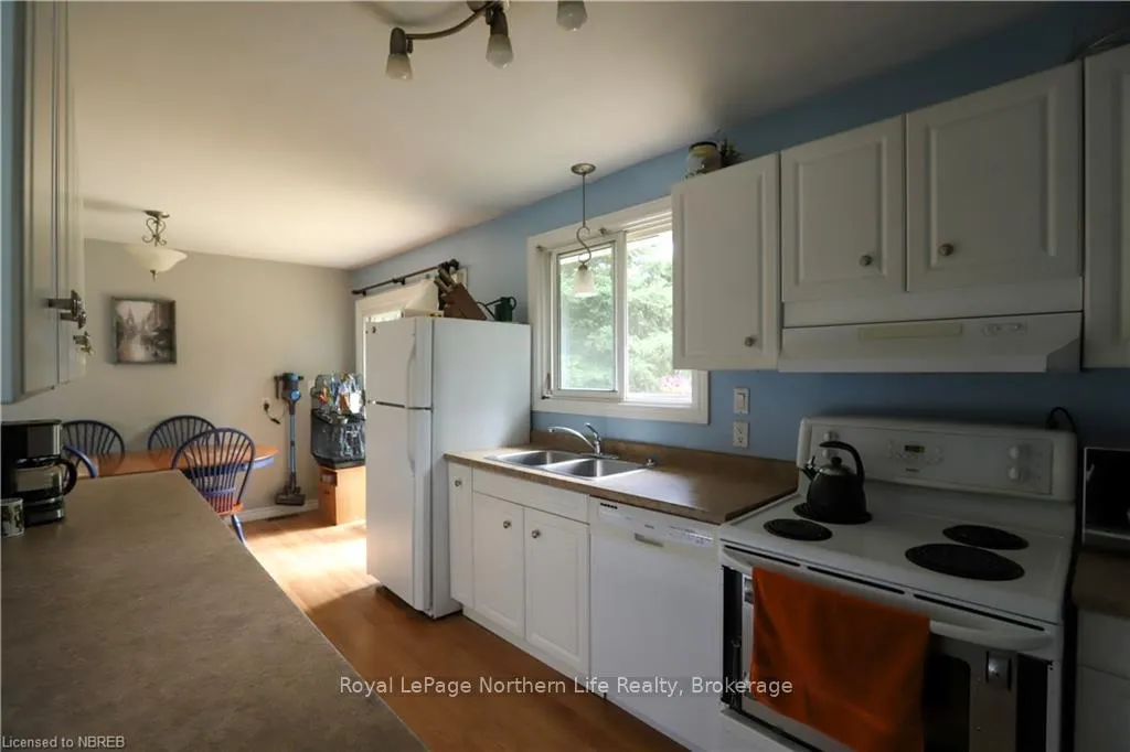 Photo 14 of 5 Birch Crescent, Temagami — HOMEH