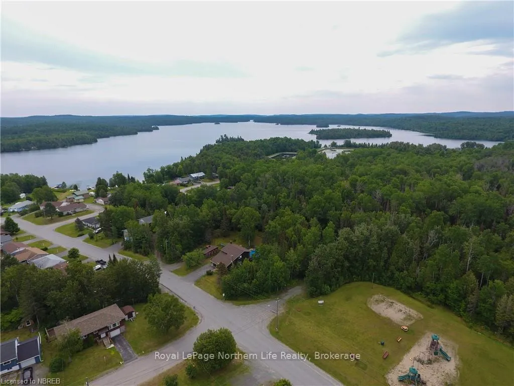 Photo 23 of 5 Birch Crescent, Temagami — HOMEH
