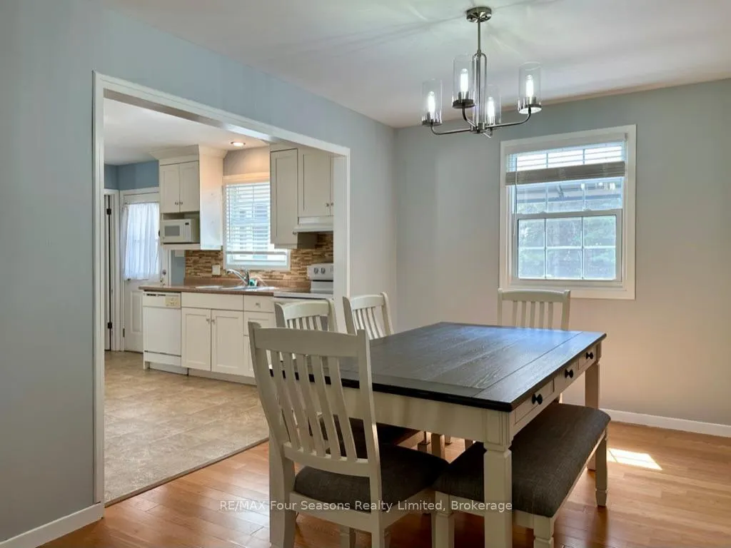 Photo 8 of 207 Christopher Street, Clearview, Stayner — HOMEH